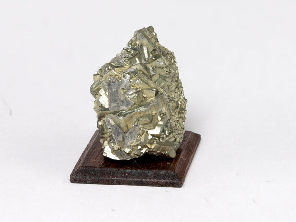 Side view, pyrite specimen