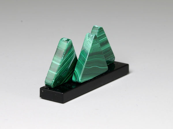 Side view, Arrangement of three malachite triangles, dollhouse miniature sculpture