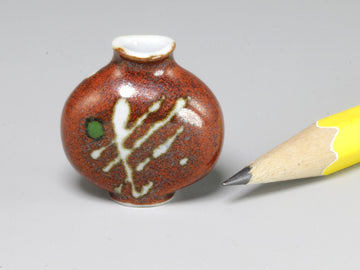 Andrea Fabrega porcelain vase, IGMA Fellow