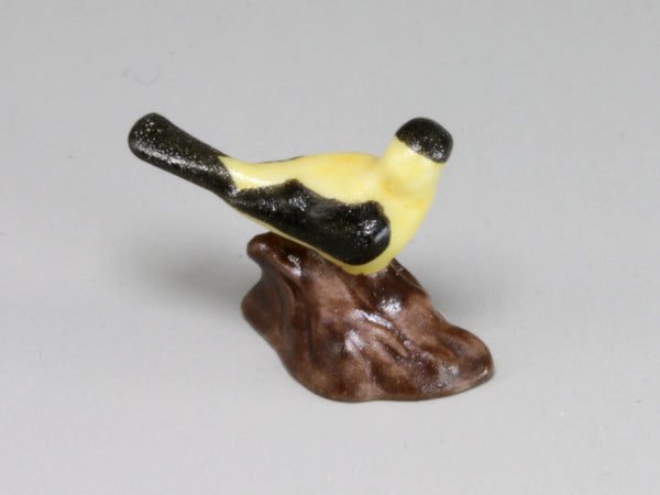 Carol Pongracic porcelain gold finch figurine, 1:12 scale