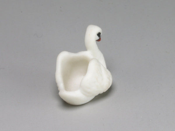 Back, Carol Pongracic porcelain swan figurine, 1:12 scale