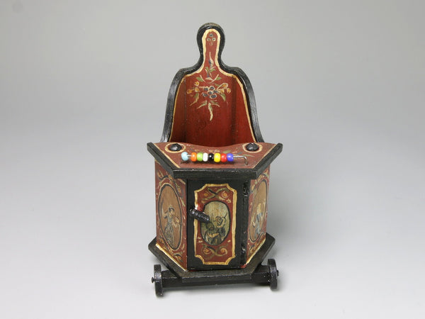1:12 scale Hinderloopen potty chair for dollhouse