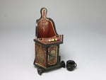 1:12 scale Hinderloopen potty chair for dollhouse with pot