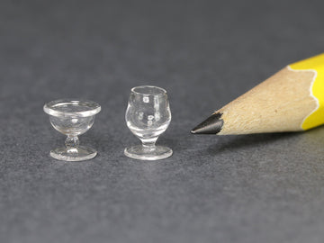 1:24 scale Whittemore glasses.  Brandy snifter.  Sold individually
