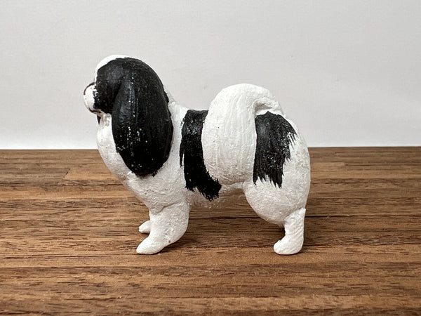 Blindheim Japanese Chin dog, 1:12 scale, side view