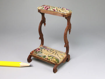 Prie-dieu, old petitpoint.  Nicole Walton Marble, IGMA