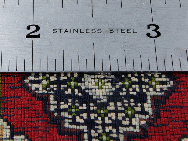 Back of rug to show knot count