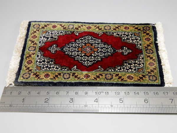 Dawson carpet with ruler