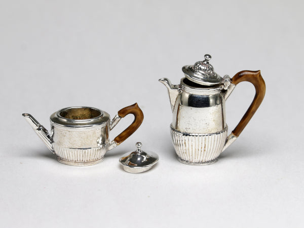 Acquisto Federal dollhouse tea & coffee pots, 1:12